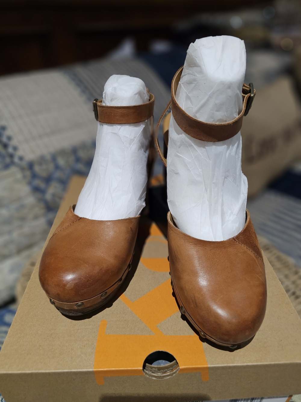 Kork-Ease Women’s Tan Leather & Suede Ankle-Strap Clogs
